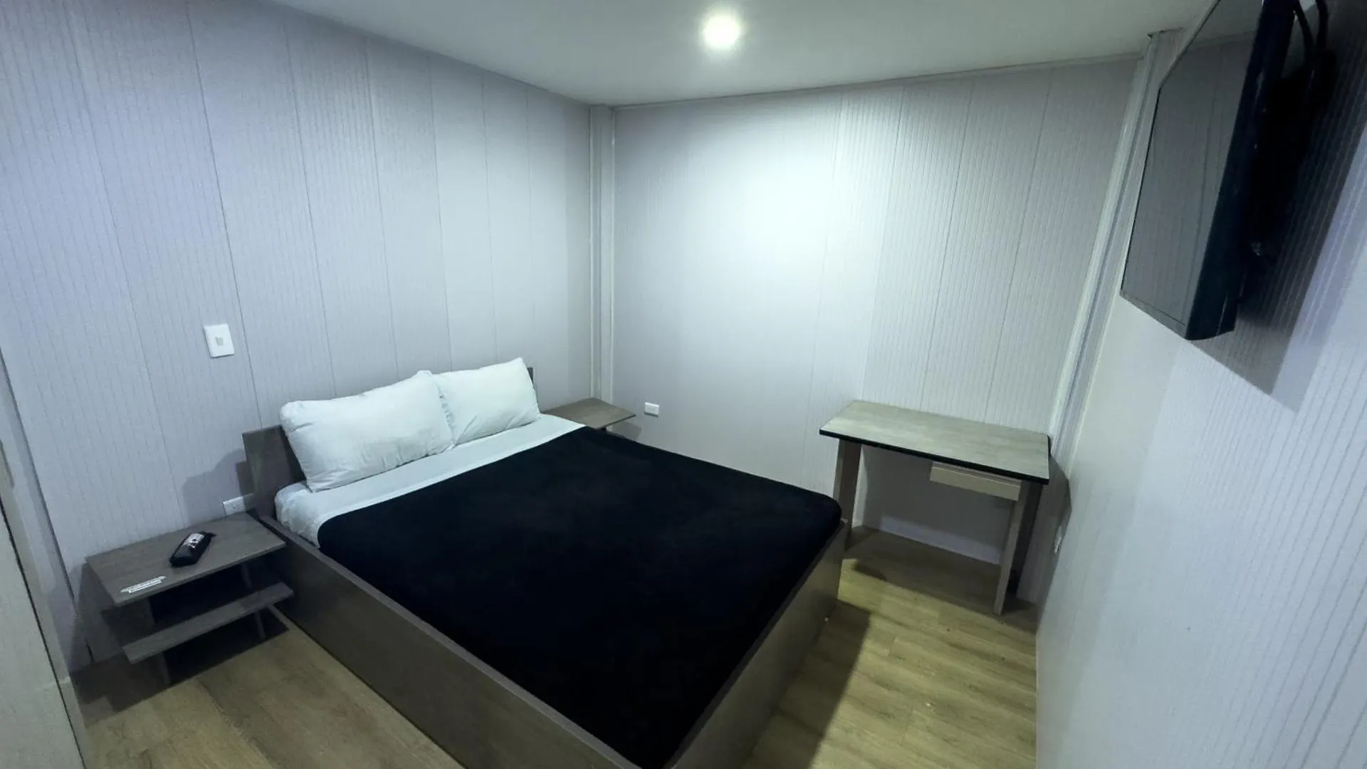 Hotel Feria Imperial Embajada 보고타 4*,